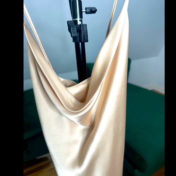 NWOT Show Me Your Mumu Verona Midi Cowl Dress - Picture 4 of 12